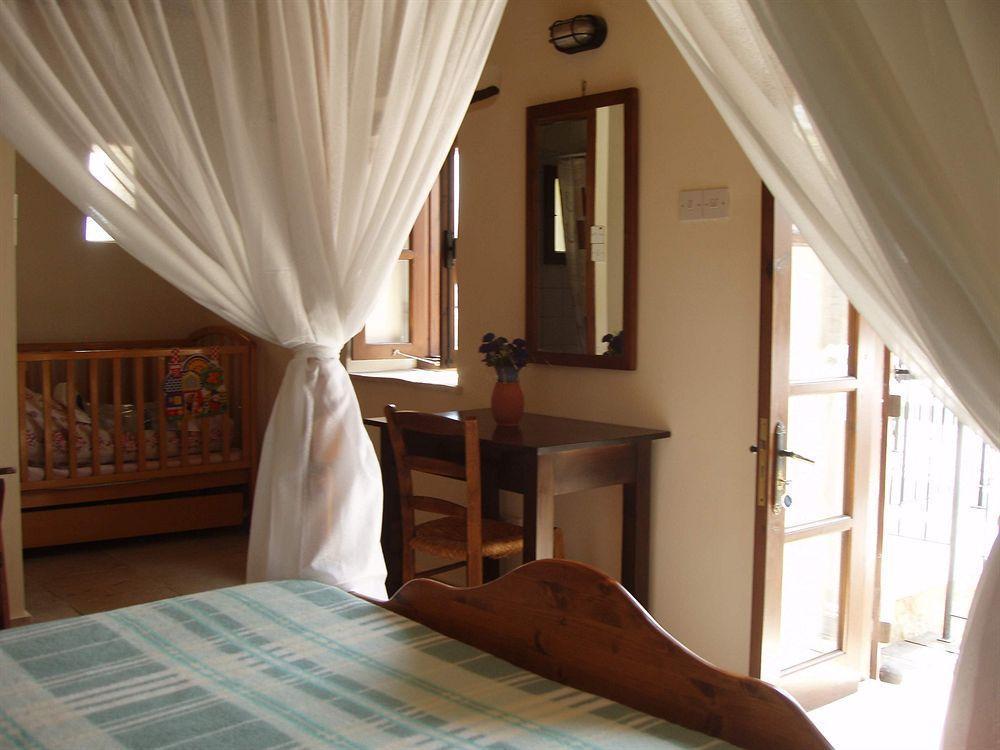 Apartament Niovi House Tochni Zewnętrze zdjęcie